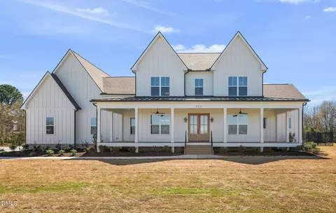 975 Wilbon Rd, Holly Springs, NC 27540
