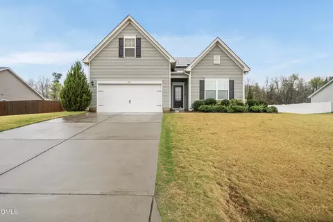 266 Highland Rhodes Dr, Clayton, NC 27520