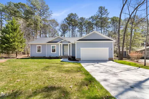 6008 Cypress Pt, Sanford, NC 27332