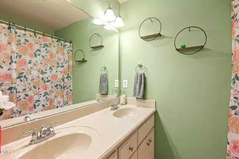 Bath - 278 Celestial Dr, Garner, NC 27529 photo 5 of 5