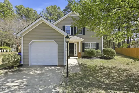 6 Cayman Ct, Durham, NC 27703