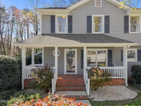1401 Mapleside Ct, Raleigh, NC 27609