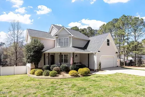 6224 Lake Terrace Dr, Holly Springs, NC 27540
