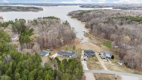585 Bonanza Trl, Clarksville, VA 23927