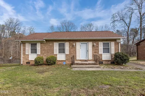 2419 Fernbrook Rd, Greensboro, NC 27405