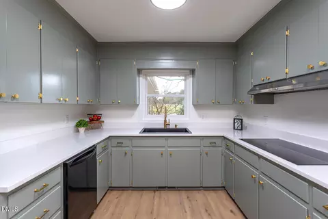 194 Furney Pearce Rd, Zebulon, NC 27597
