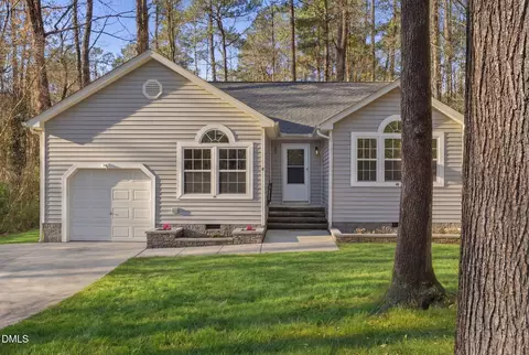 4 Rockwood Cir, Durham, NC 27707