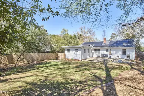 Exterior - 405 Everett Pl, Durham, NC 27701 photo 8 of 9