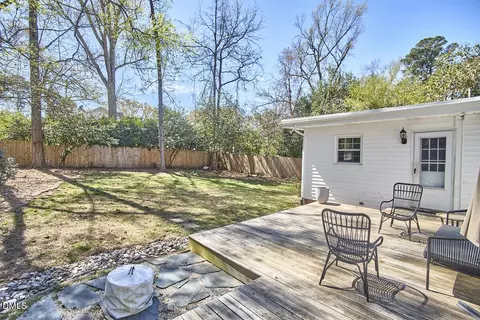 Exterior - 405 Everett Pl, Durham, NC 27701 photo 4 of 9