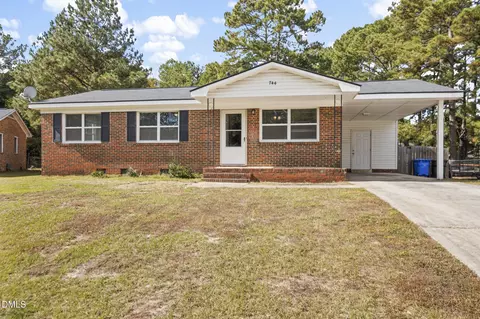744 Rustland Dr, Fayetteville, NC 28301