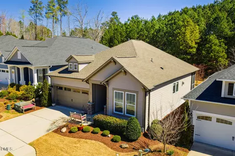 66 Middleton Pl, Chapel Hill, NC 27516