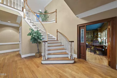 111 Foxridge Rd, Chapel Hill, NC 27514
