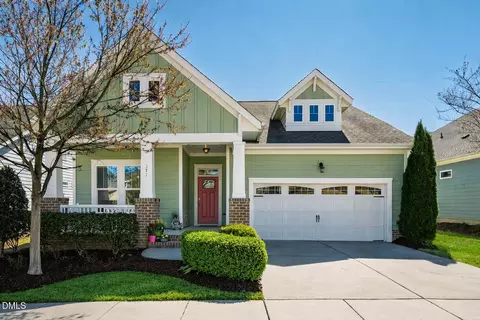 371 Wildwind Dr, Chapel Hill, NC 27516