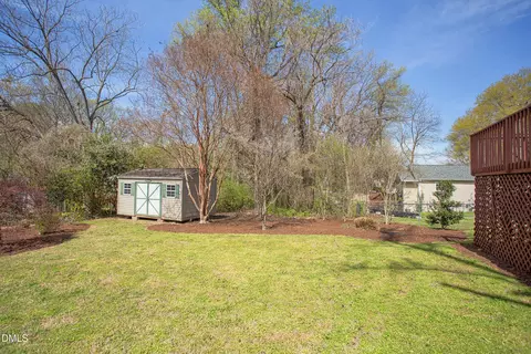 Exterior - 1009 Berkeley St, Durham, NC 27705 photo 11 of 17