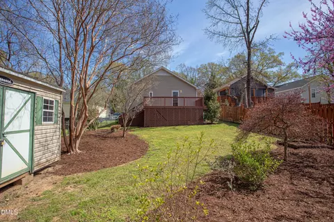 Exterior - 1009 Berkeley St, Durham, NC 27705 photo 15 of 17