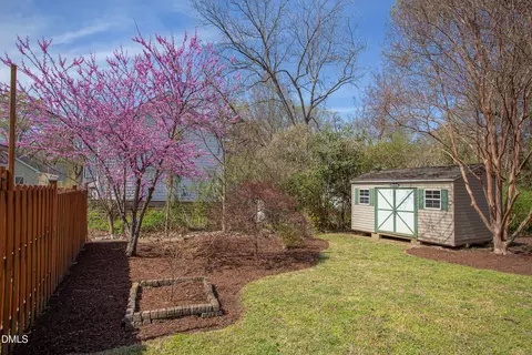 Exterior - 1009 Berkeley St, Durham, NC 27705 photo 12 of 17