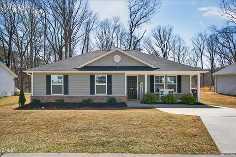 3166 Misty Ridge Dr, Winston Salem, NC 27107