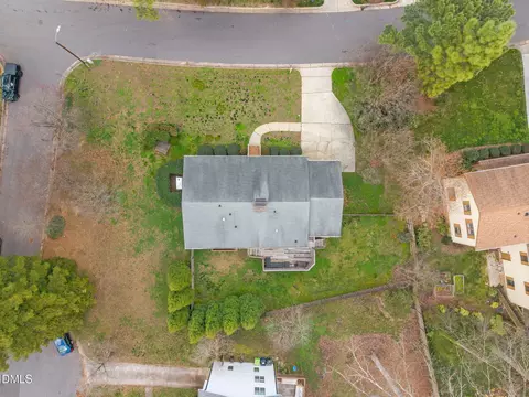 View/Area - 3213 Cobblestone Ct, Raleigh, NC 27607 photo 1 of 5