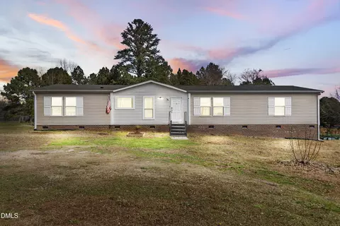 23 Joels Ln, Sanford, NC 27330
