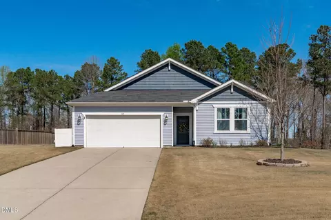 163 Rawls Meadow Ln, Fuquay Varina, NC 27526
