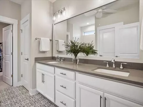 Bath - 1026 Plath Dr, Durham, NC 27703 photo 2 of 4