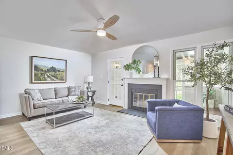 104 Planetree Ln, Cary, NC 27511