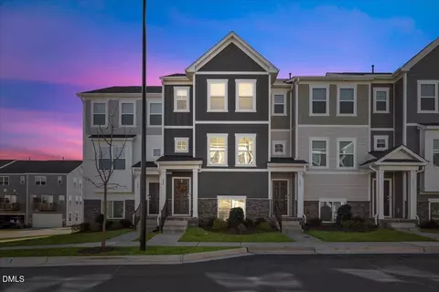 654 Gimari Dr, Wake Forest, NC 27587