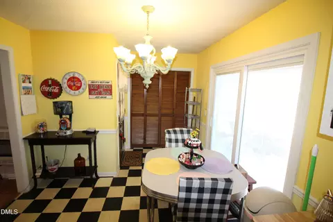 Dining - 56 Ash St, Coats, NC 27521 photo 2 of 2