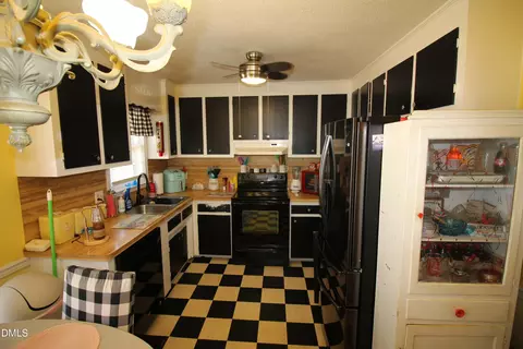 Kitchen - 56 Ash St, Coats, NC 27521 photo 1 of 2