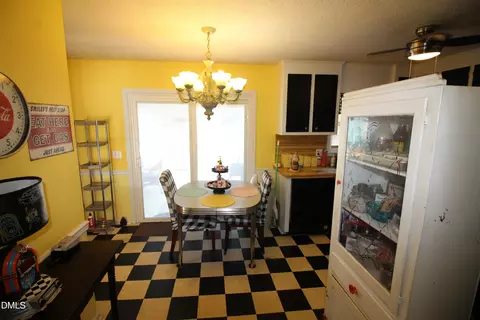 Dining - 56 Ash St, Coats, NC 27521 photo 1 of 2