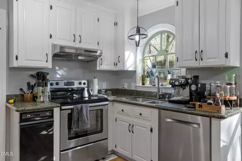 Kitchen - 105 Barrett Pl, Durham, NC 27713 photo 2 of 2