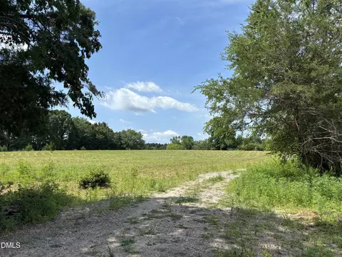 7 Keeton Rd, Bullock, NC 27507