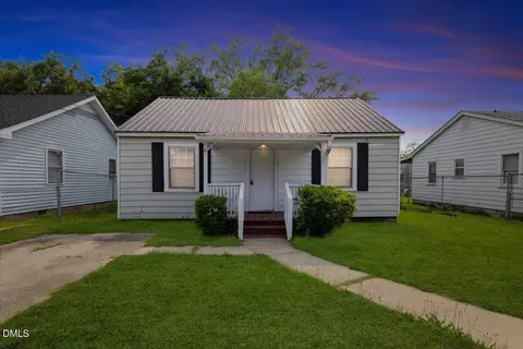 510 S King St, Fayetteville, NC 28301