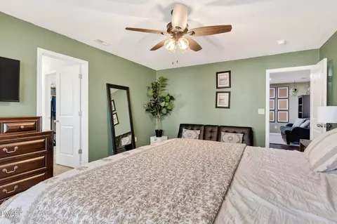 Bedroom - 401 Coleridge Dr, Dunn, NC 28334 photo 3 of 8