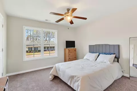Bedroom - 401 Coleridge Dr, Dunn, NC 28334 photo 4 of 8