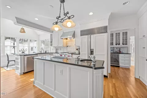 Kitchen - 3816 Dover Rd, Durham, NC 27707 photo 3 of 5