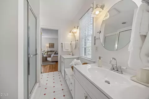 Bath - 3816 Dover Rd, Durham, NC 27707 photo 6 of 6