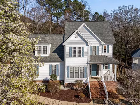 103 Bowers Ln, Cary, NC 27519