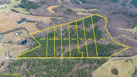 6 David Moore Rd, Burlington, NC 27217