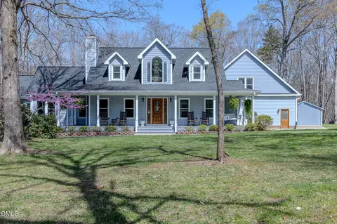 4000 Woodland Park Dr, Hillsborough, NC 27278