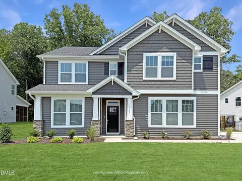 177 Eagle Rock Dr, Lillington, NC 27546