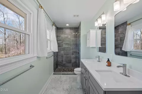 Bath - 1025 Lakeside Dr, Durham, NC 27712 photo 2 of 3