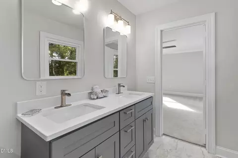 Bath - 1025 Lakeside Dr, Durham, NC 27712 photo 3 of 3