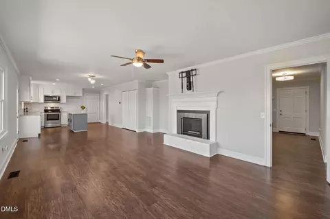 Living - 1025 Lakeside Dr, Durham, NC 27712 photo 3 of 6