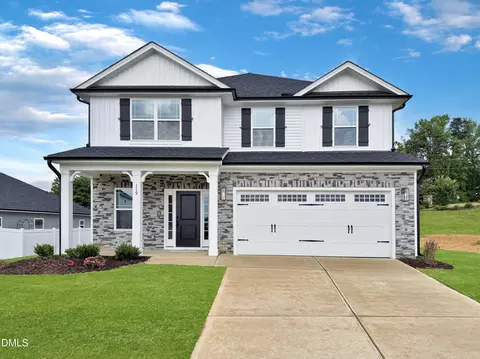 119 Decatur Dr, Fuquay Varina, NC 27526