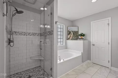 Bath - 940 Spring Meadow Dr, Durham, NC 27713 photo 2 of 4