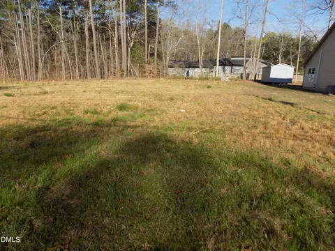 406 Tanglewood Dr, Louisburg, NC 27549