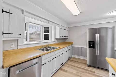 Kitchen - 105 E I St, Erwin, NC 28339 photo 6 of 8