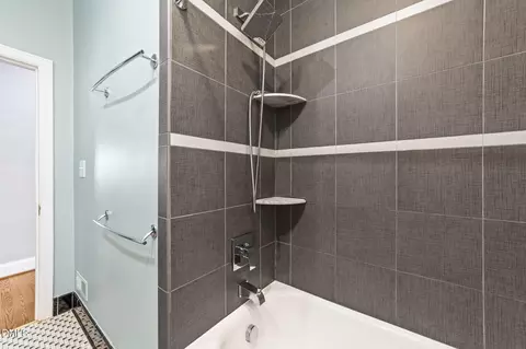 Bath - 3322 Ruffin St, Raleigh, NC 27607 photo 3 of 3