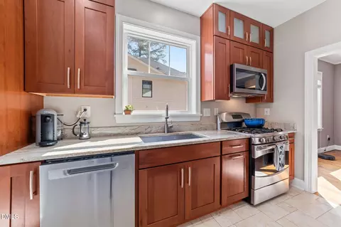 Kitchen - 3322 Ruffin St, Raleigh, NC 27607 photo 3 of 5